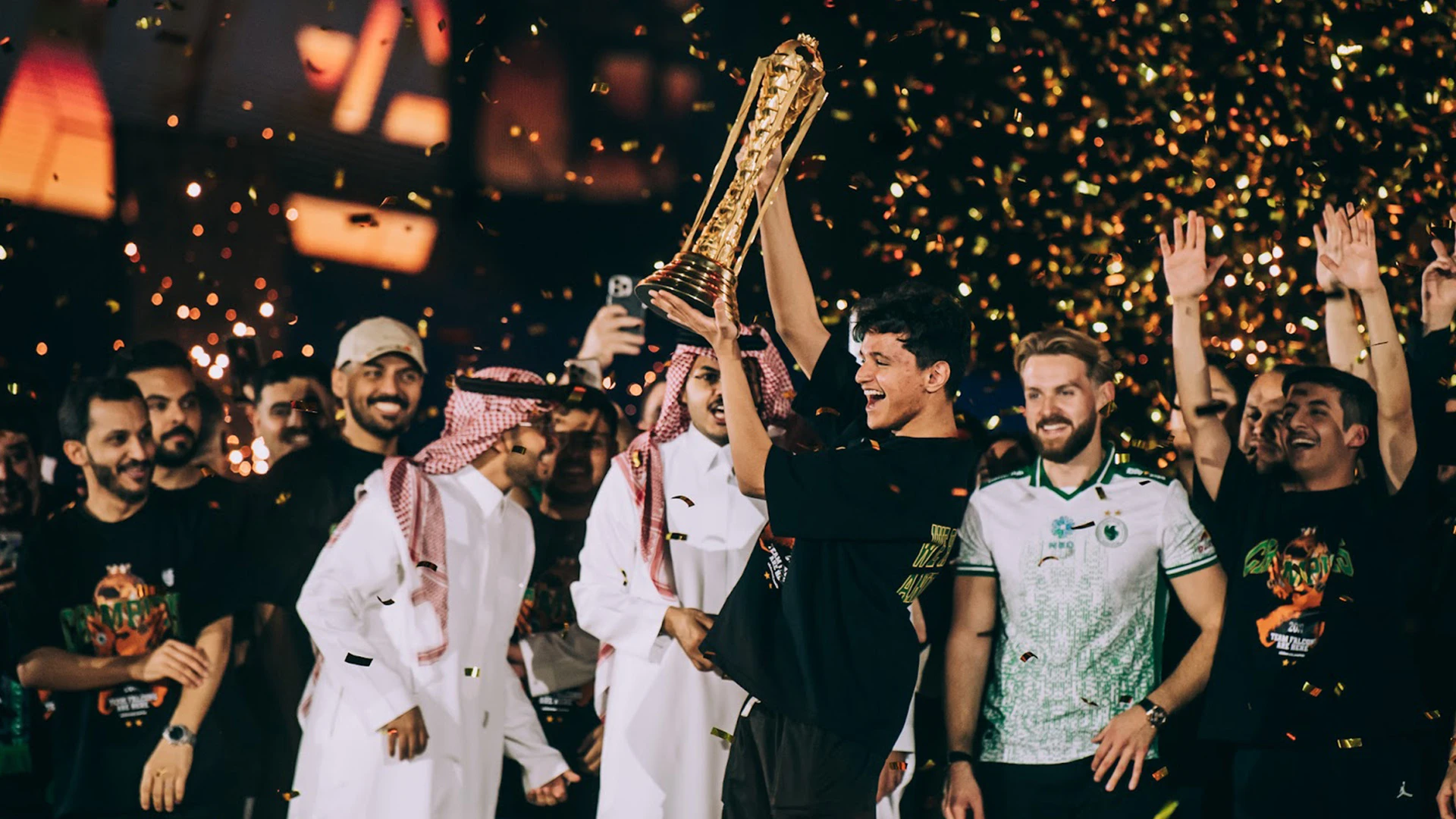 فريق فالكونز كأس العالم للرياضات الإلكترونتية فريق فالكونز كأس العالم للرياضات الإلكترونتية