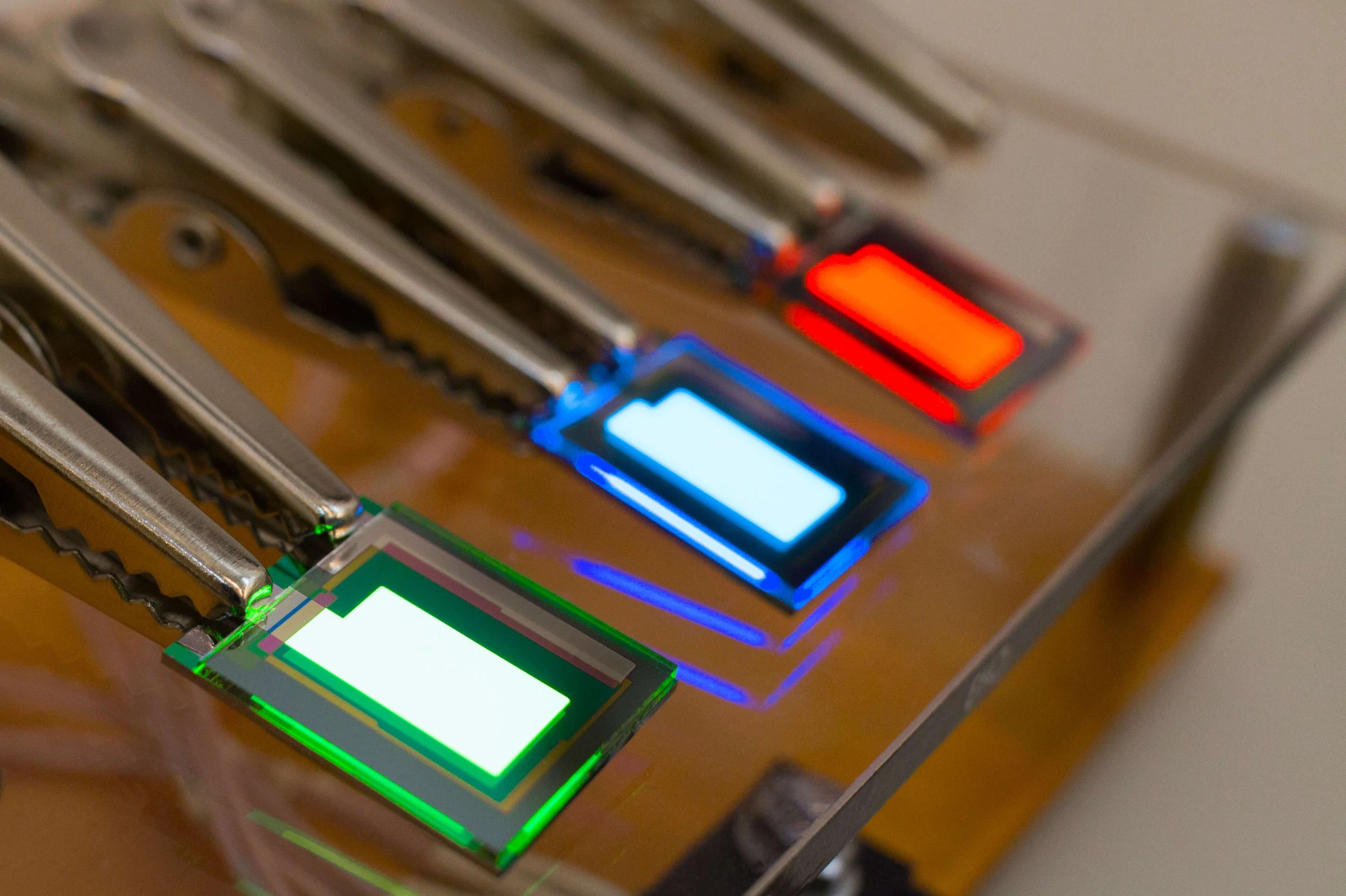 OLED