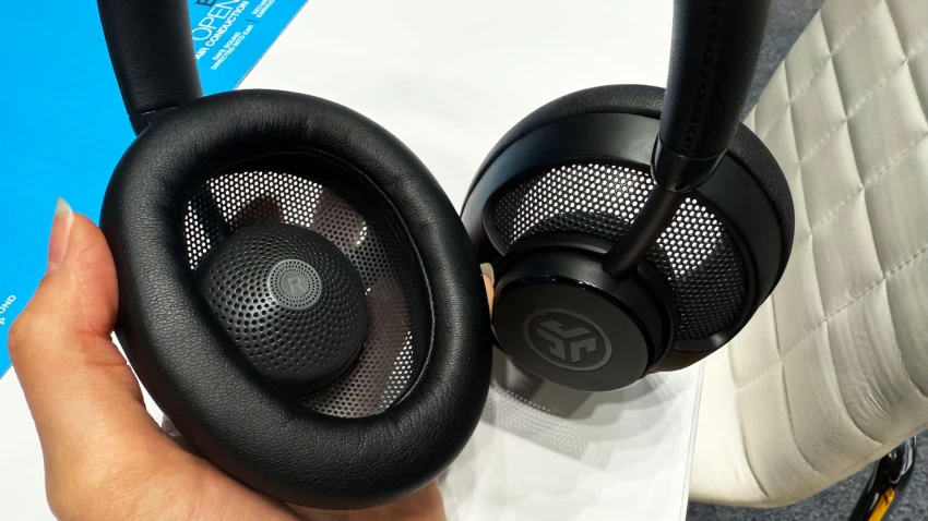 معرض IFA 25: سماعات JLab JBuds Open تقدّم صوت مفتوح وأضخم