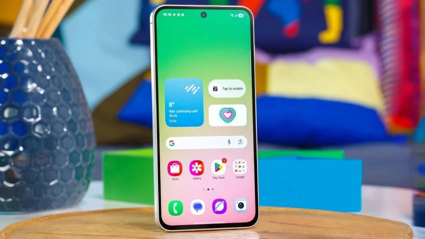سامسونج Galaxy A57 قادم بمواصفات تُشعل المنافسة في الفئة المتوسطة!