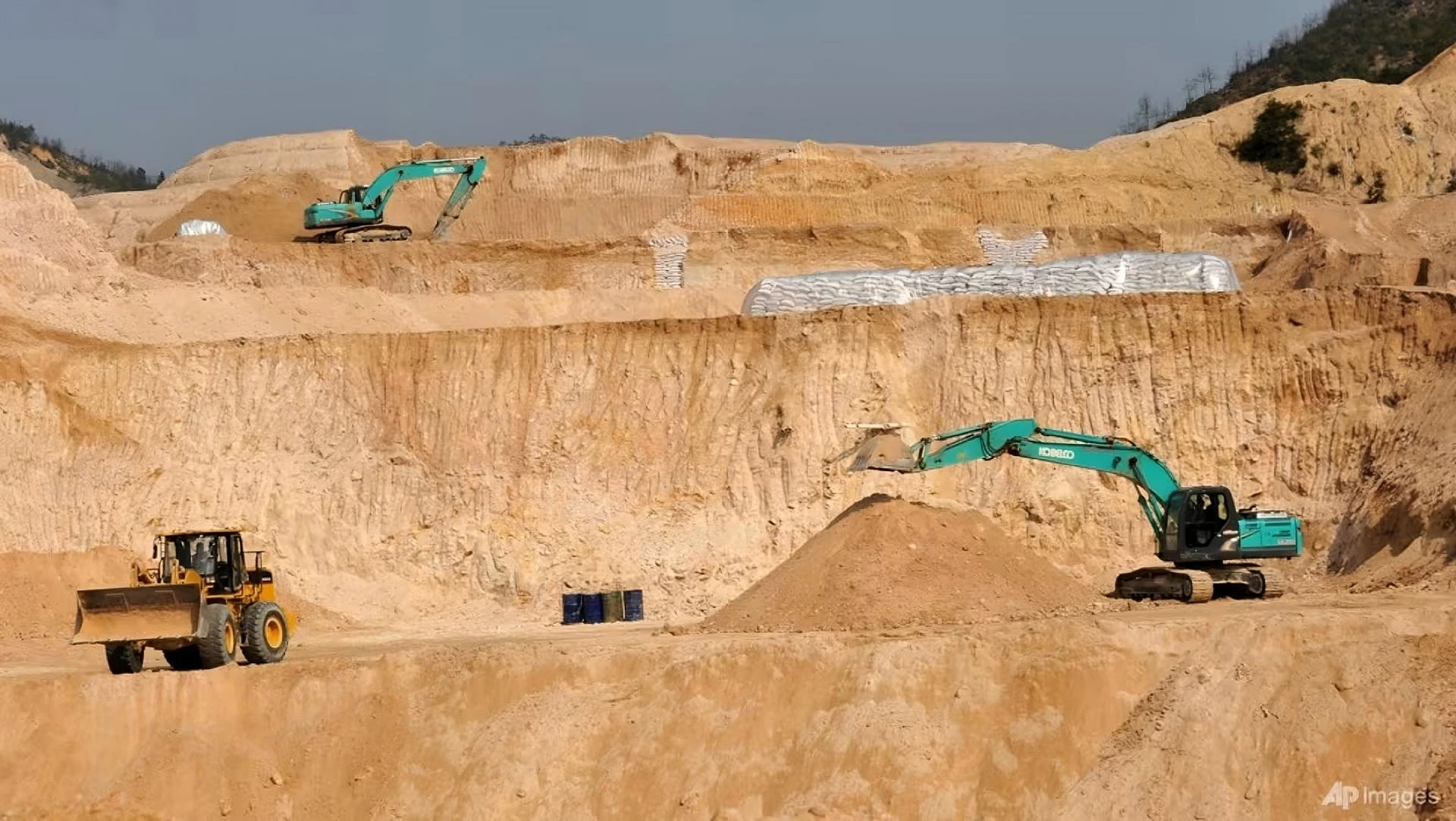الصين تفرض شروط صارمة على تصدير بعض المعادن النادرة