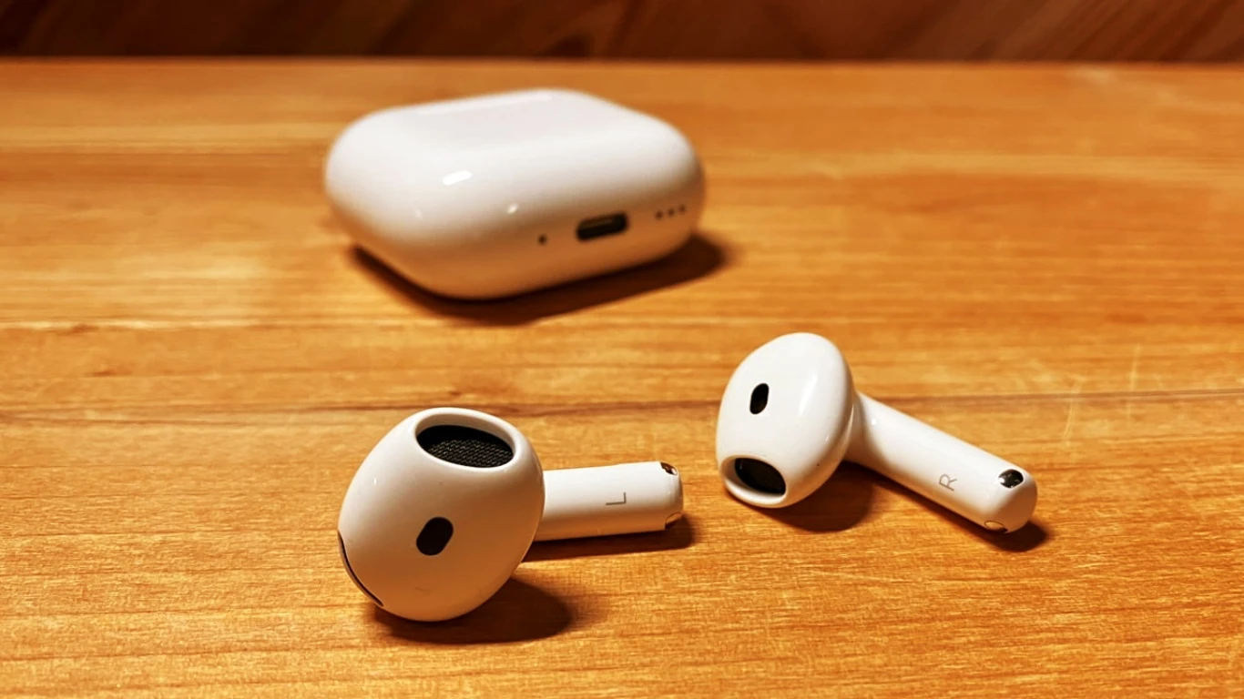 آبل تبدأ تطوير شريحة H3 لإعداد جيل جديد من من سماعاتها AirPods