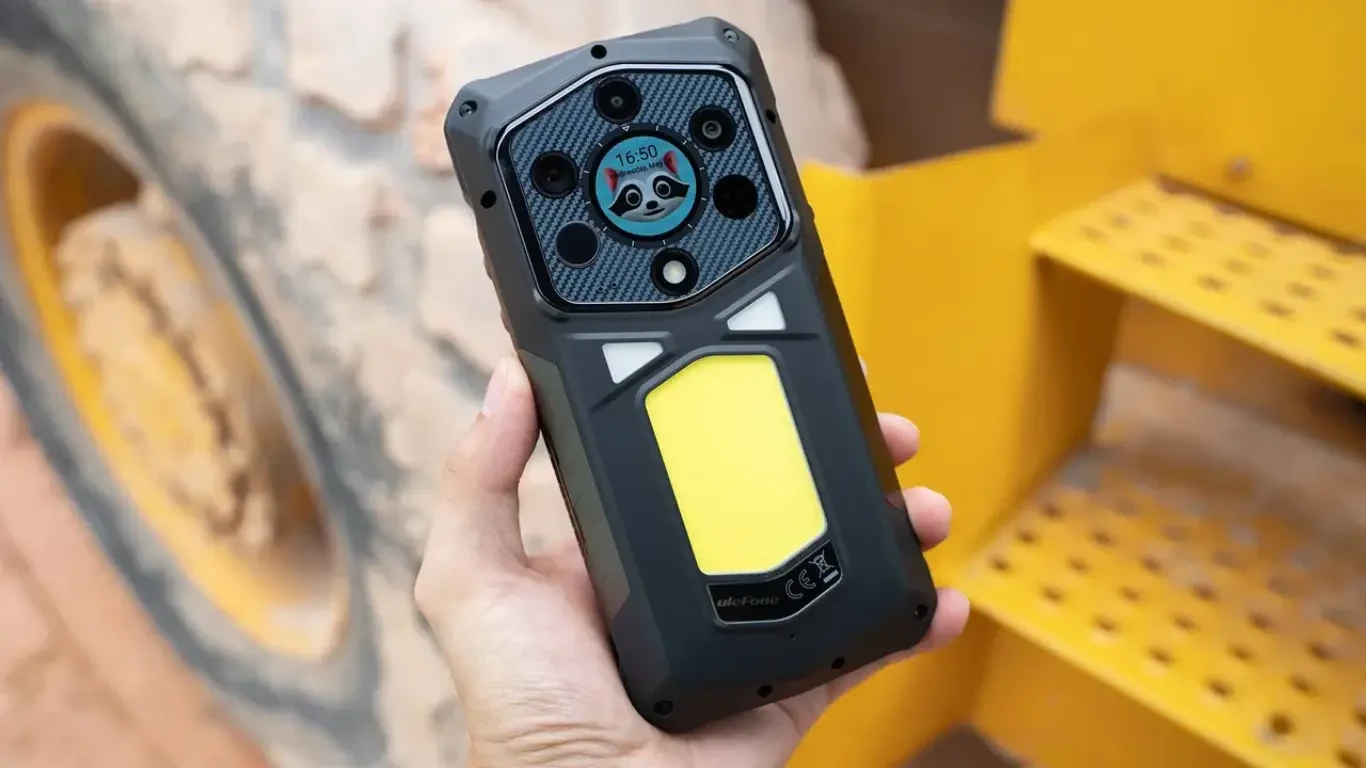 مؤتمر GITEX 25: شركة Ulefone تكشف عن أجهزة مبتكرة ببروجكتور مدمج