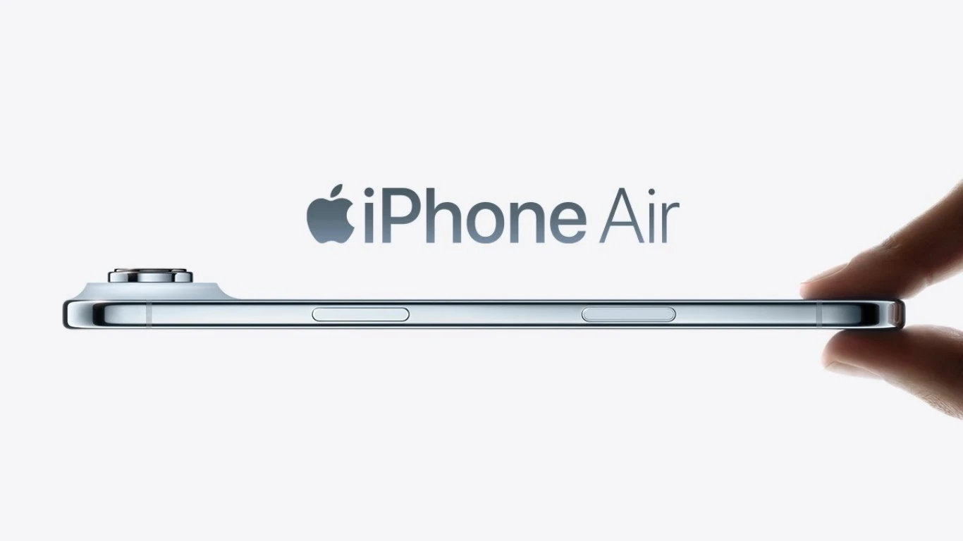 آبل تخفض إنتاج iPhone Air لدرجة تقترب من الإيقاف لضعف الإقبال العالمي!