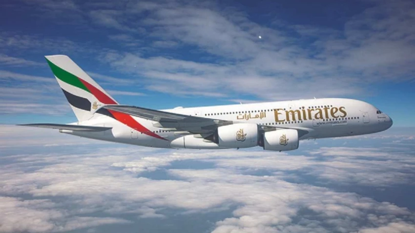 شركة طيران الإمارات تستعد لتقديم إنترنت ستارلينك مجانًا لجميع الركاب!
