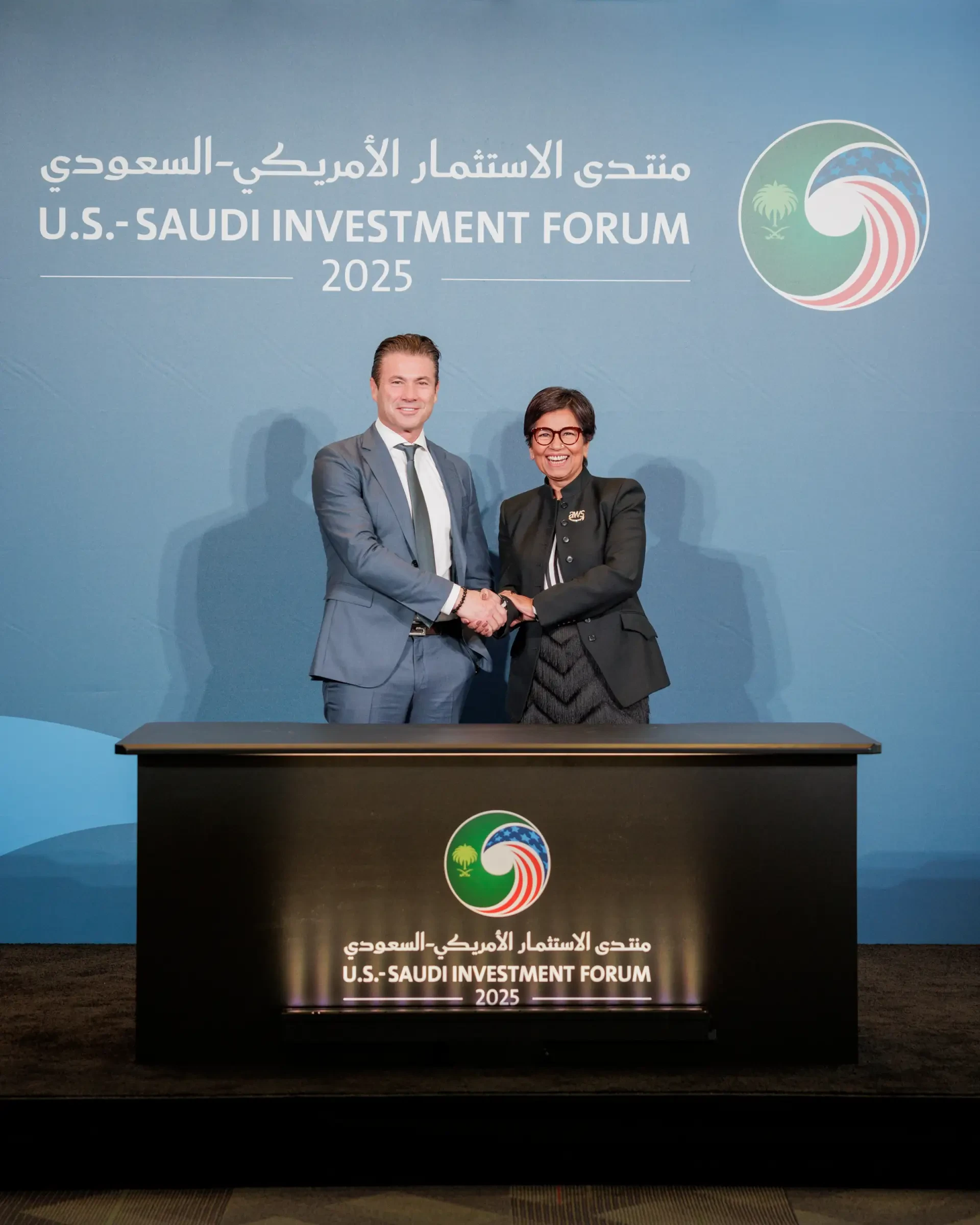 شراكة بين AWS و HUMAIN لإطلاق مشروع ضخم للذكاء الاصطناعي في الرياض