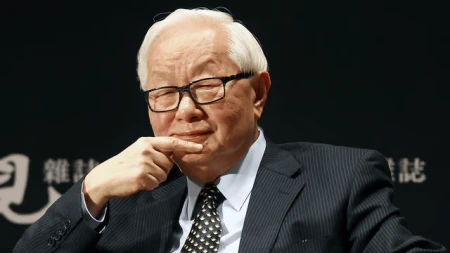 عرّاب أشباه الموصلات يلتقي جنسن هوانغ في مطعم محلي بتايوان