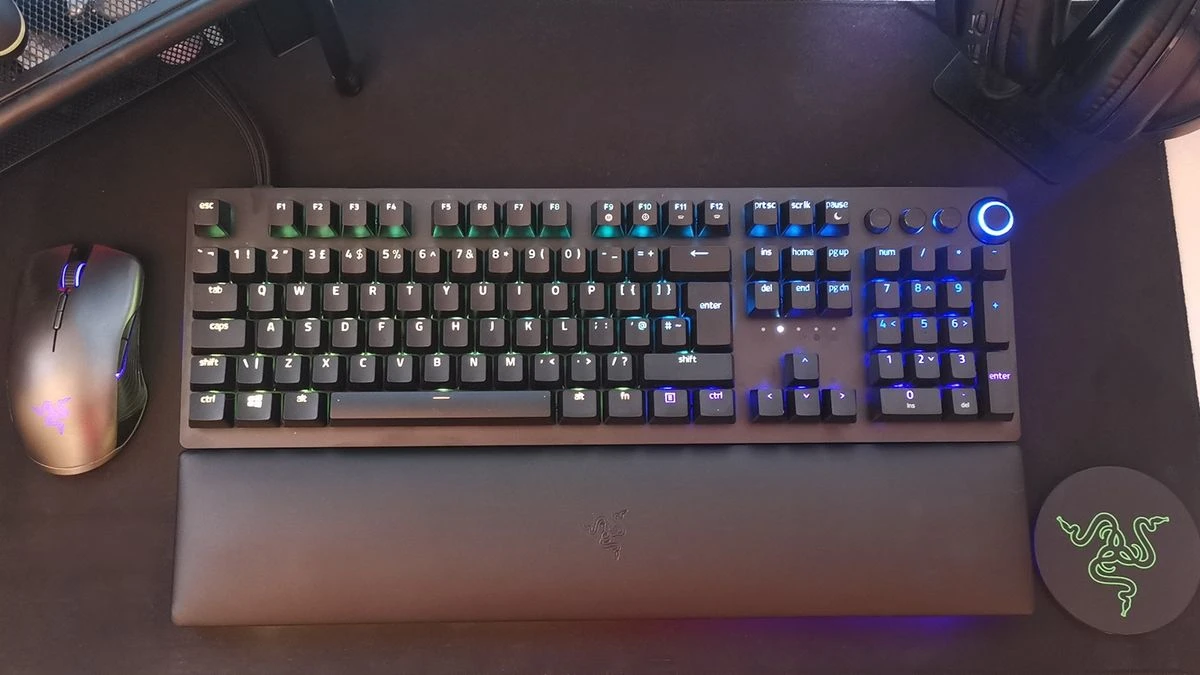 Razer Huntsman V2