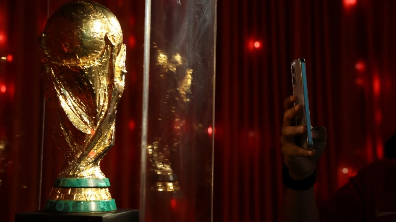 كأس العالم 2026 | الأغاني المولدة بالذكاء الاصطناعي تغزو الإنترنت!