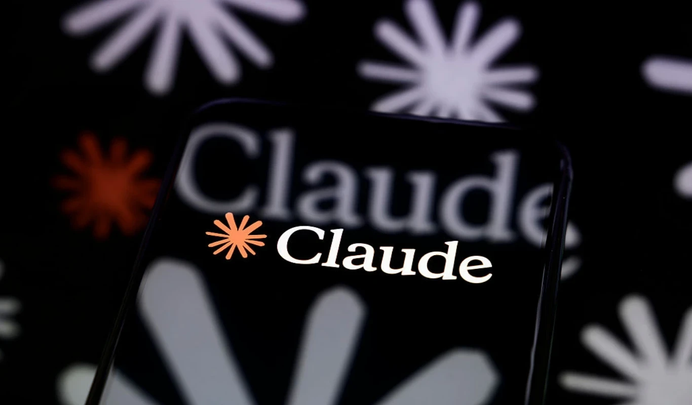 علي بابا تحظر Claude Code