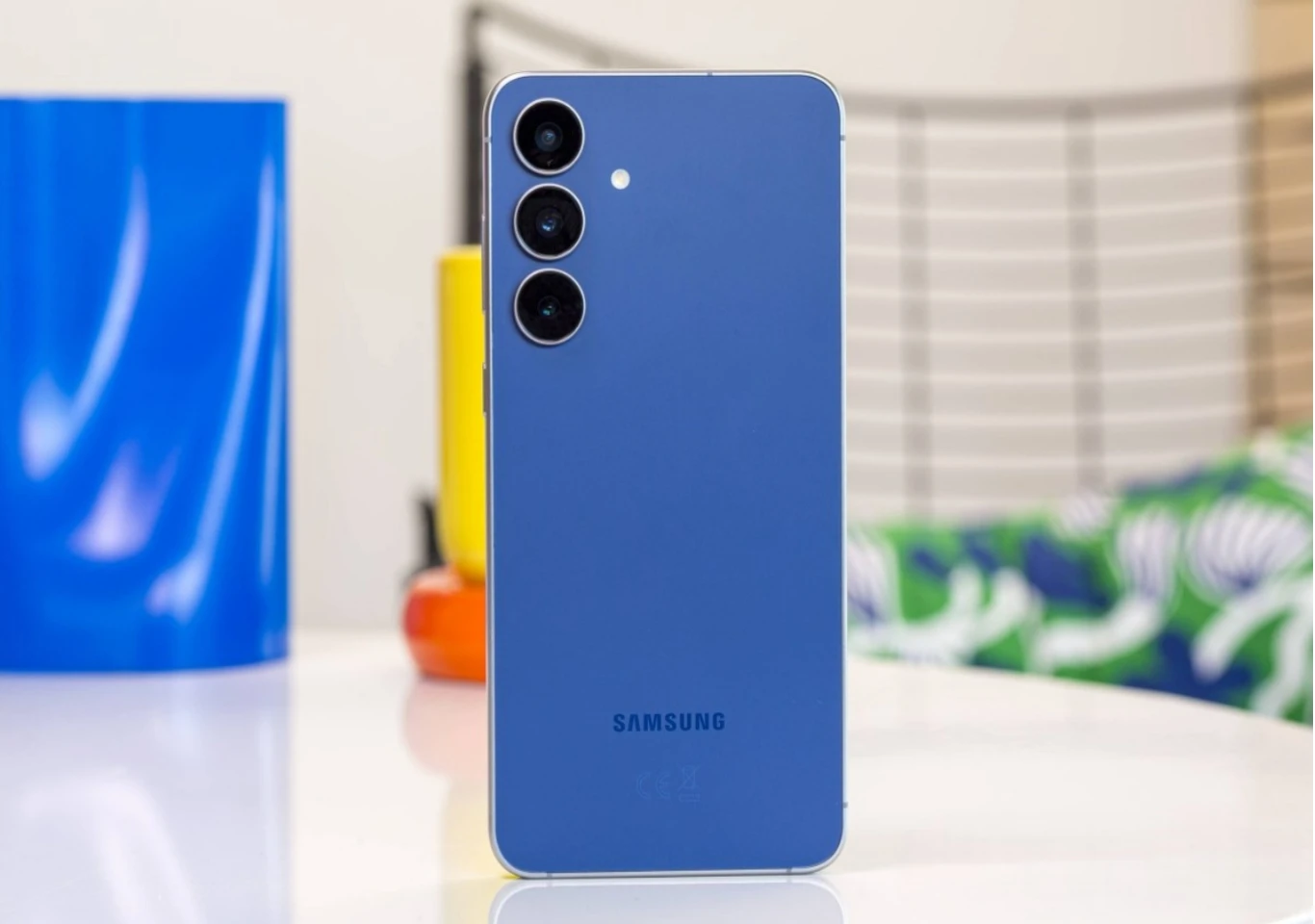 Galaxy S26 FE يقترب | سامسونج تستعد لإطلاق هاتفها الرائد الأقل سعرًا