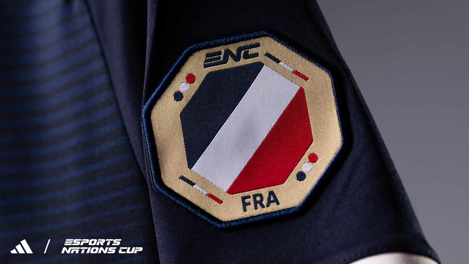 قميص منتخب فرنسا في بطولة Esports Nations Cup