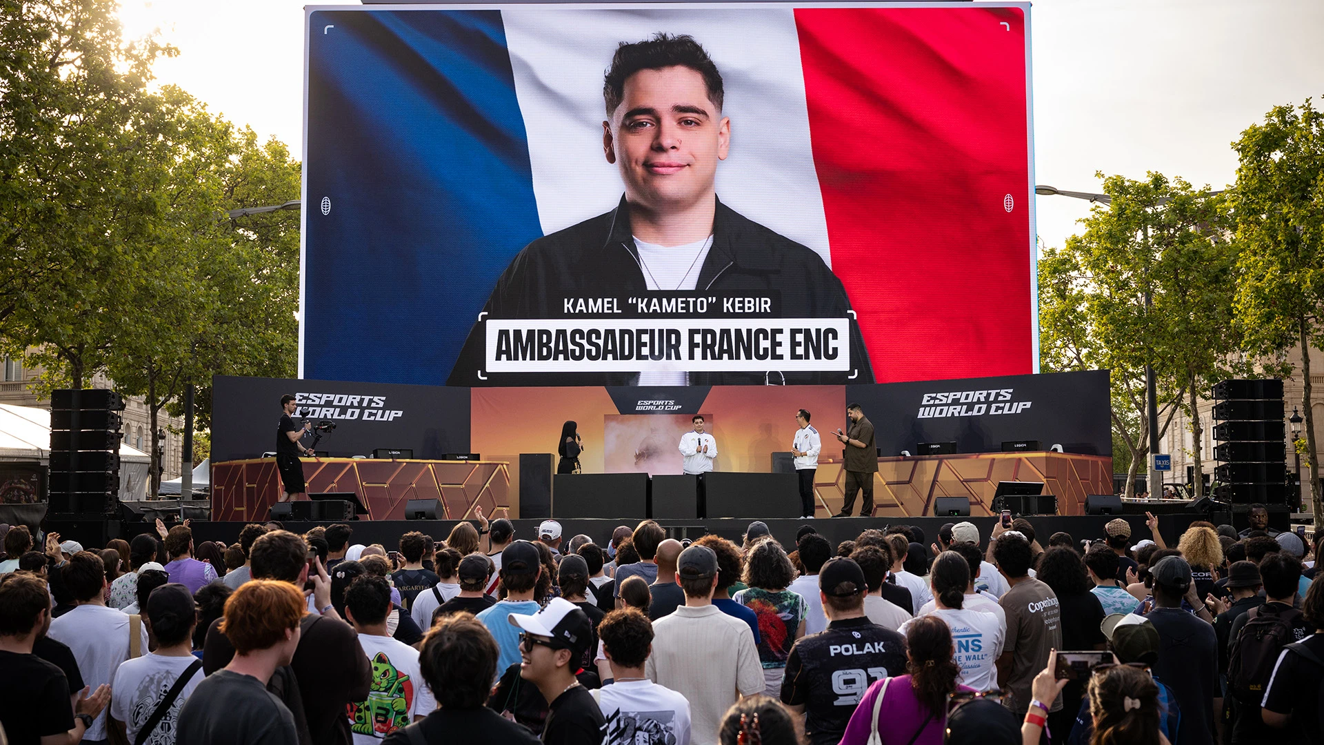 قميص منتخب فرنسا في بطولة Esports Nations Cup