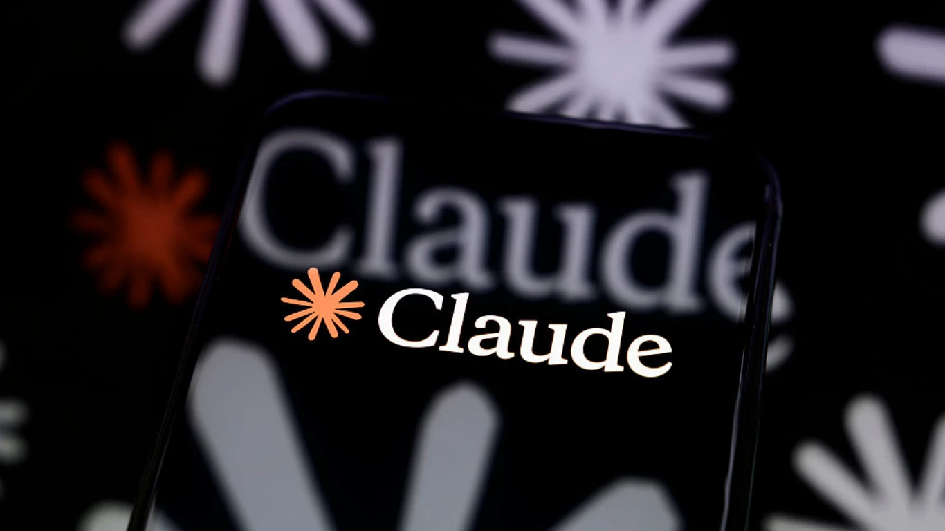 أنثروبيك تفعل الوضع التلقائي في Claude Code افتراضيًا للمشتركين - المصدر: techcrunch