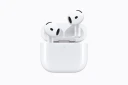Apple تعلن AirPods 5 بتحسينات في عزل الضوضاء وجودة الصوت