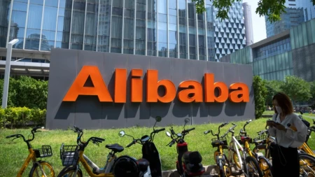 Alibaba تكشف عن شريحة Zhenwu V900 ونموذج يصل إلى 10 تريليونات معلمة