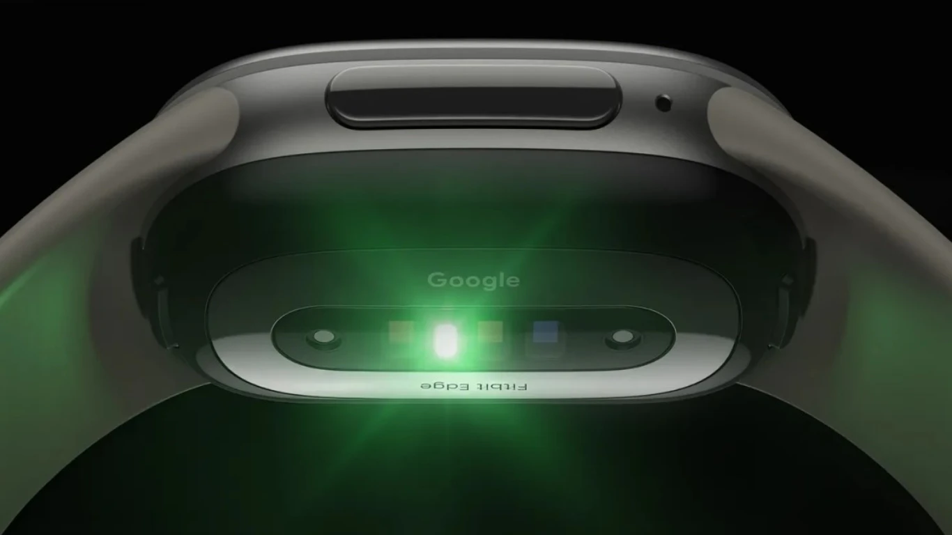 جوجل تطلق سوار Fitbit Edge بشاشة AMOLED وبطارية تدوم 7 حتى أيام