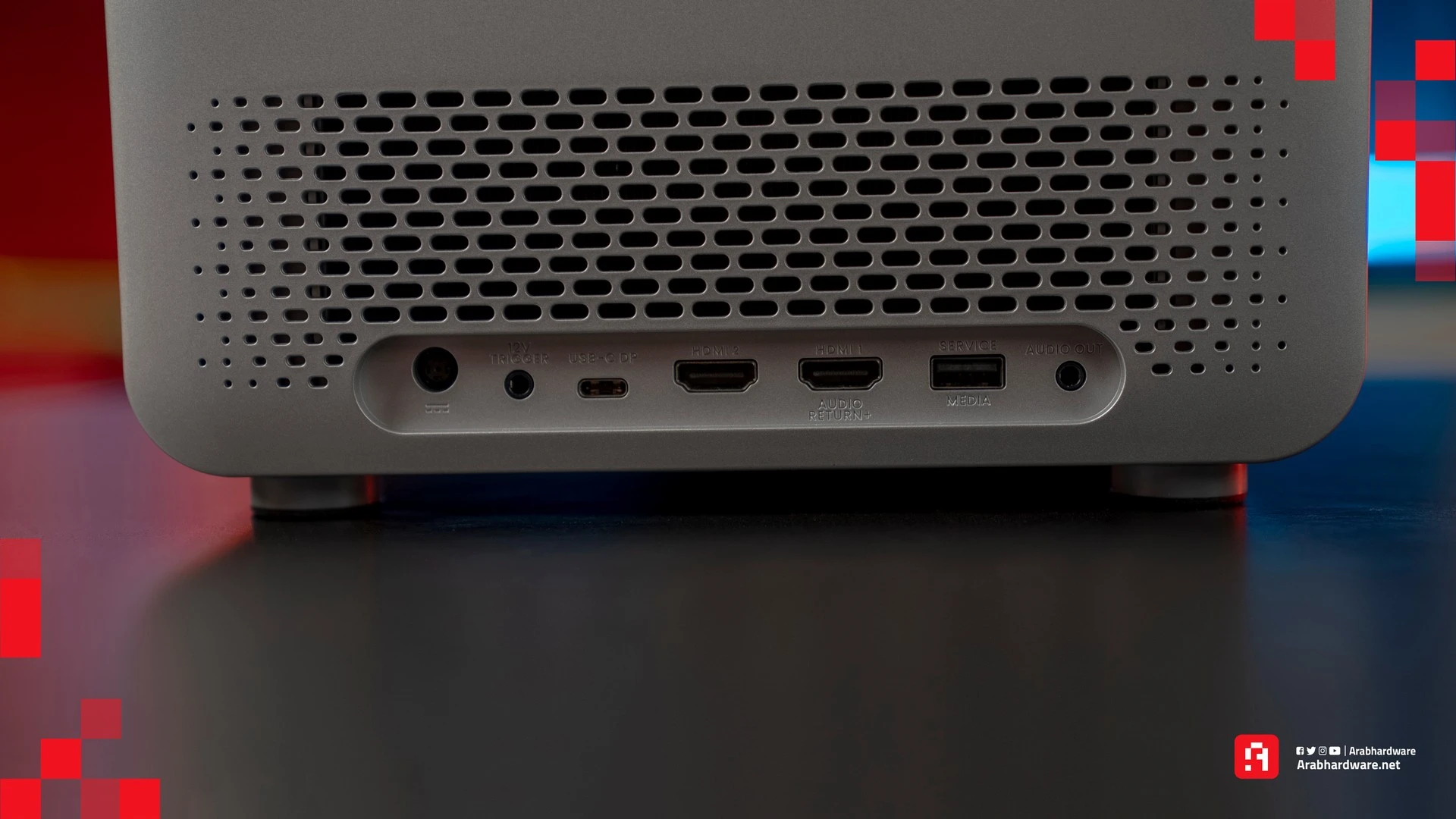 مراجعة بروجيكتور BenQ TK705i مراجعة بروجيكتور BenQ TK705i
