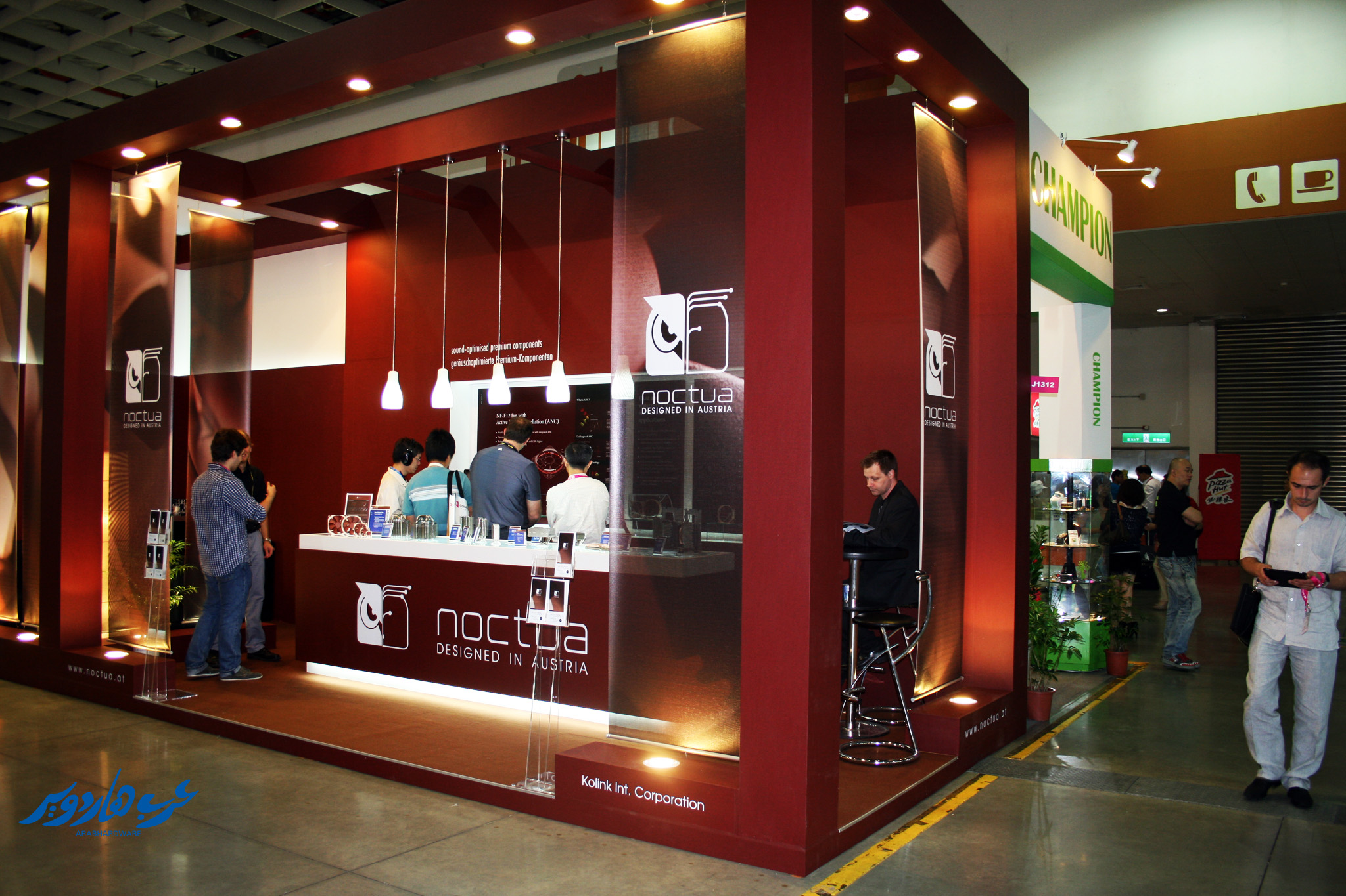 [Comptex 2012] جولة في جناح Noctua في معرض كمبيوتكس