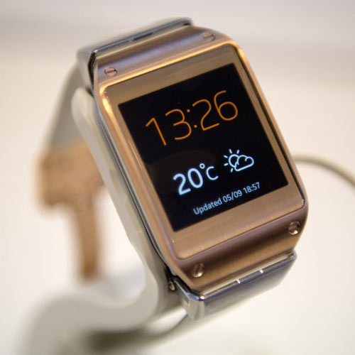 اشاعات : الساعة الذكية المنتظره من Samsung تحمل اسم Galaxy Gear Solo