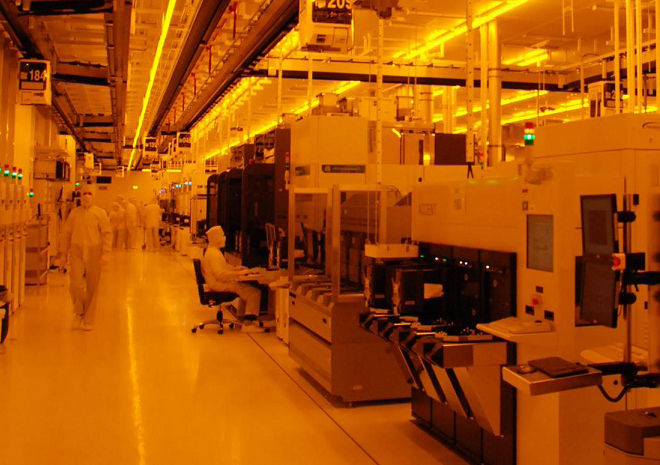 AMD تقرر تصنيع معالجاتها الرسومية مع Global Foundries