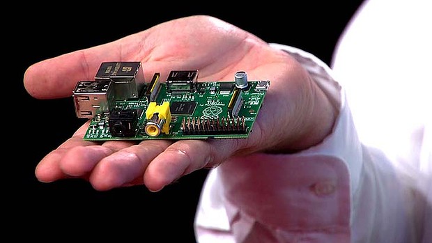 جهاز Raspberry Pi 2 يدعم ويندوز 10