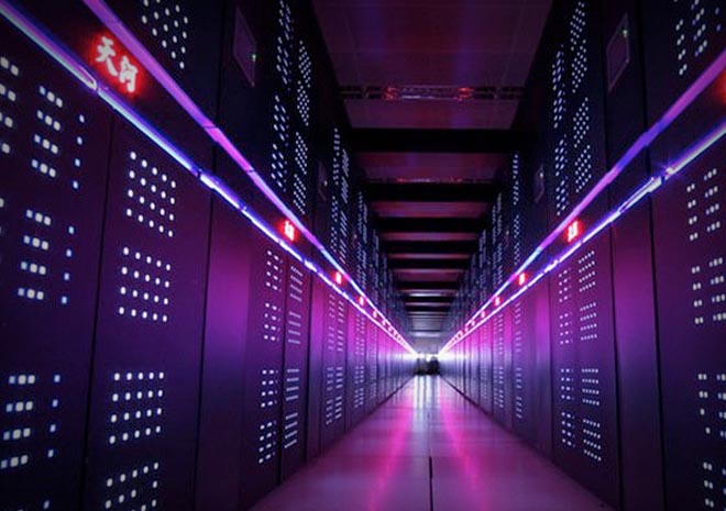 الحكومة الأمريكية تمنع الصين من استخدام معالجات Intel