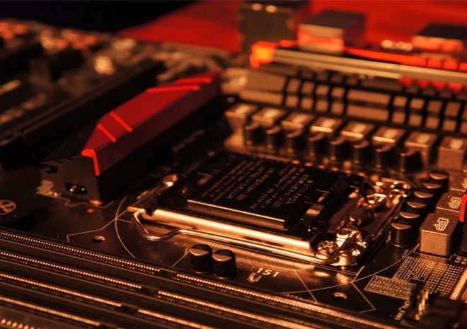 Colorful تقدم أول لوحة أم بسوكيت LGA 1151
