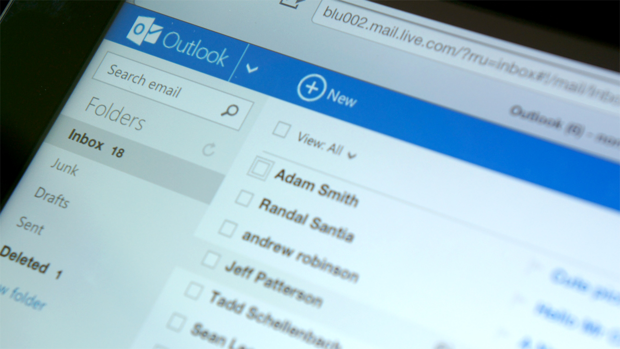 مايكروسوفت تتيح خدمة الفرز التلقائي للرسائل على Outlook