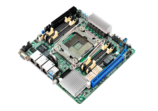 ألقي نظرة على أول لوحة LGA 2011v3 بتصميم mini-ITX