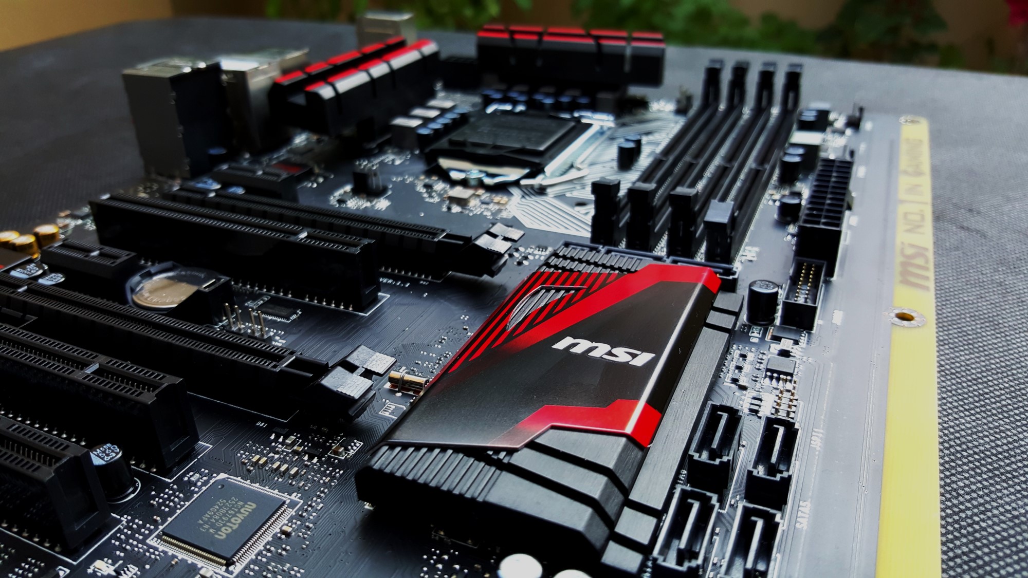 مراجعة اللوحة الأم MSI B150A Gaming Pro