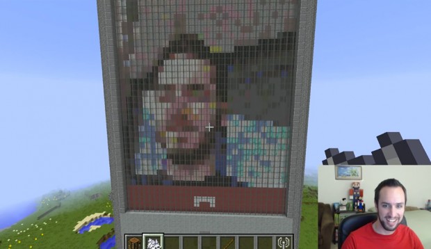 هاتف بلعبة Minecraft يتصل بالعالم الواقعي