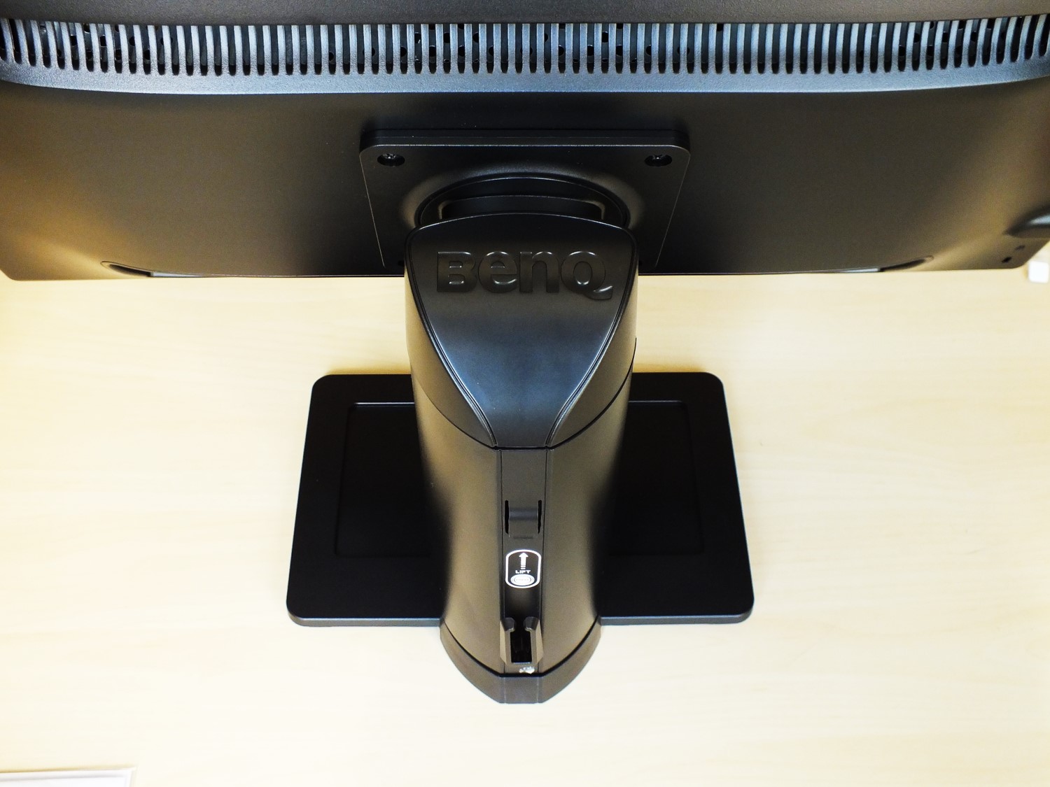 مراجعة شاشة الألعاب BenQ XL2411Z