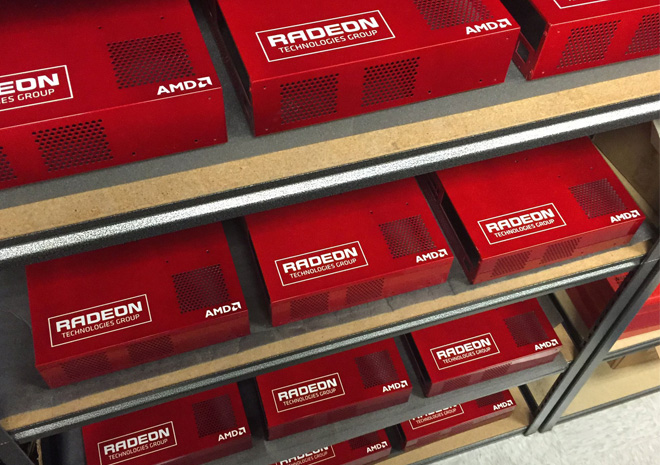 شاهد حاسوب AMD VR Ready بقوة 8 أضعاف كونسول Xbox 1/PS4