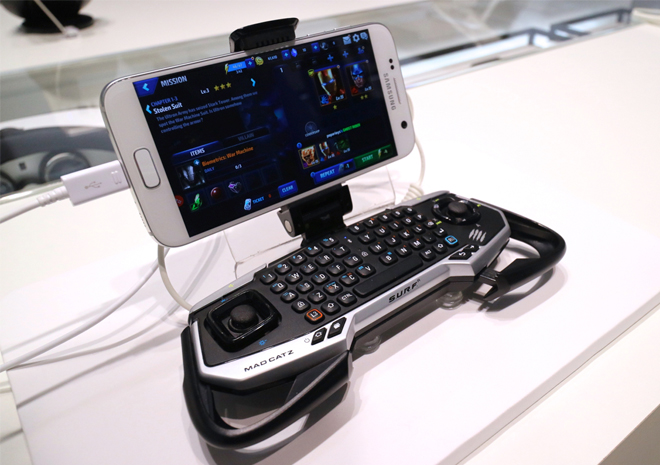 Mad Catz تقدم وحدة تحكم مدهشة لهواتف سامسونج Galaxy S7/S7 Edge