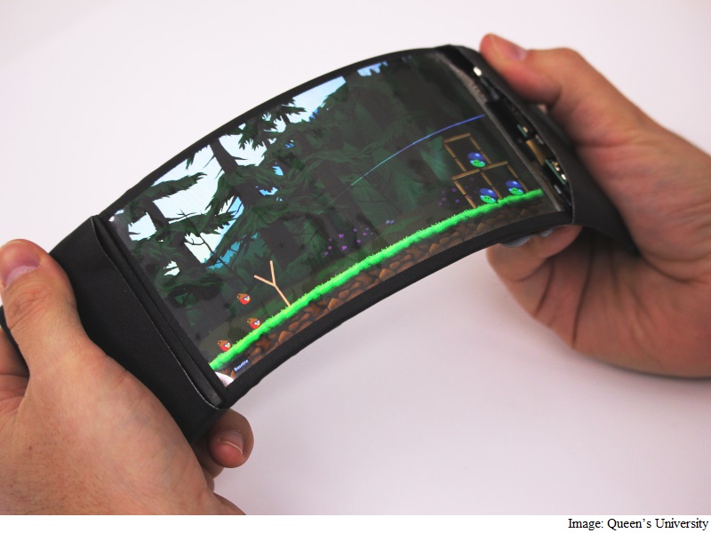 ReFlex أول نموذج عملي لهاتف ذكي بشاشة مرنة