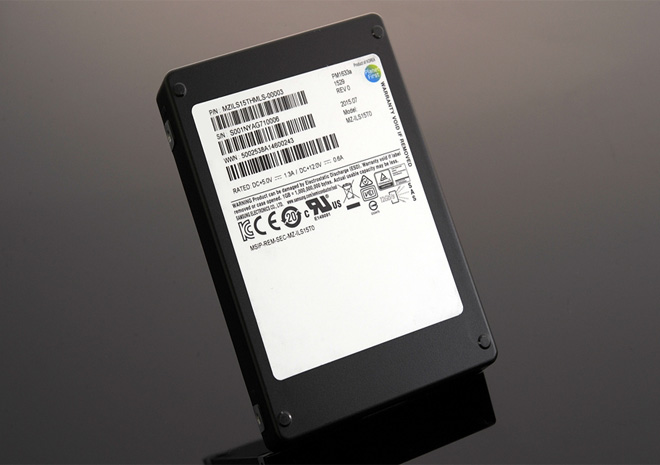 سامسونج تفجرها وتعلن بشكل رسمي عن أول قرص SSD عالي الكثافة بسعة 15.36TB!