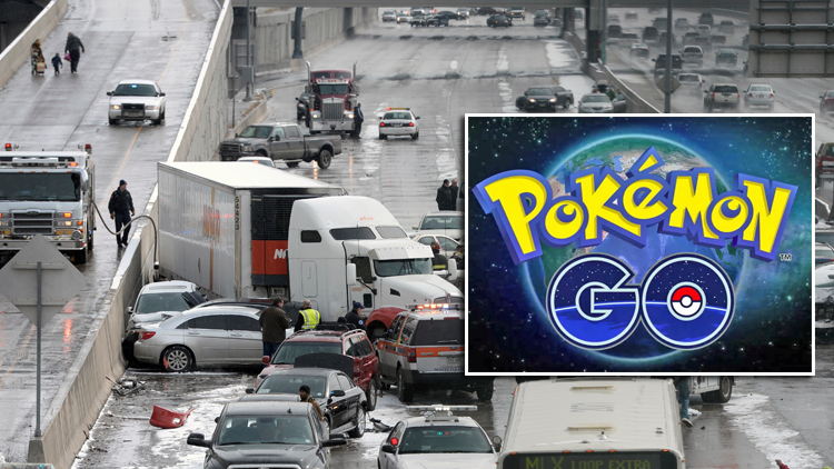 أراد إمساك بيكاتشو من لعبة Pokémon Go فتسبب بحادثة ضخمة بسيارته