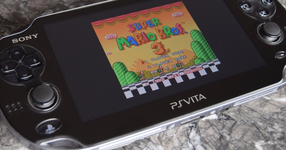 فريق قراصنة يتمكن من تطوير أداة للتحكم الكامل بنظام منصة PS Vita