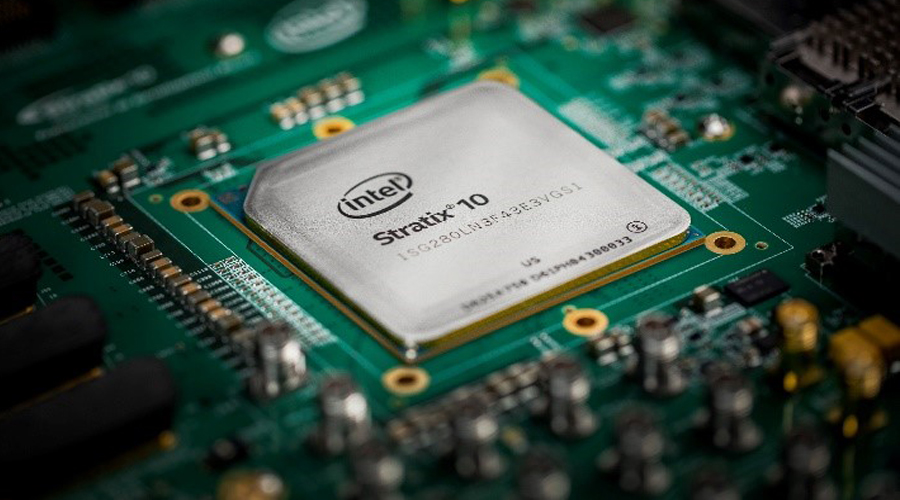 رقاقة إنتل Stratix 10 FPGA SoC ستحدث ثورة في أدائها الحوسبي؟