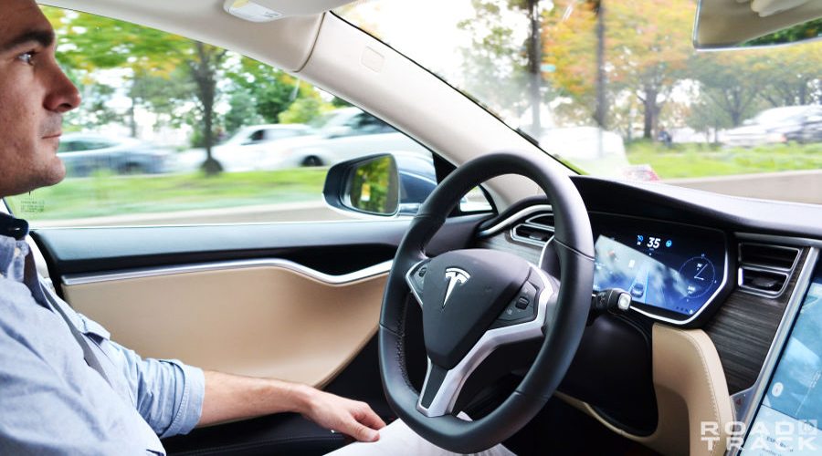 نظام قيادة ذاتية جديد مطور من قبل انفيديا و Tesla