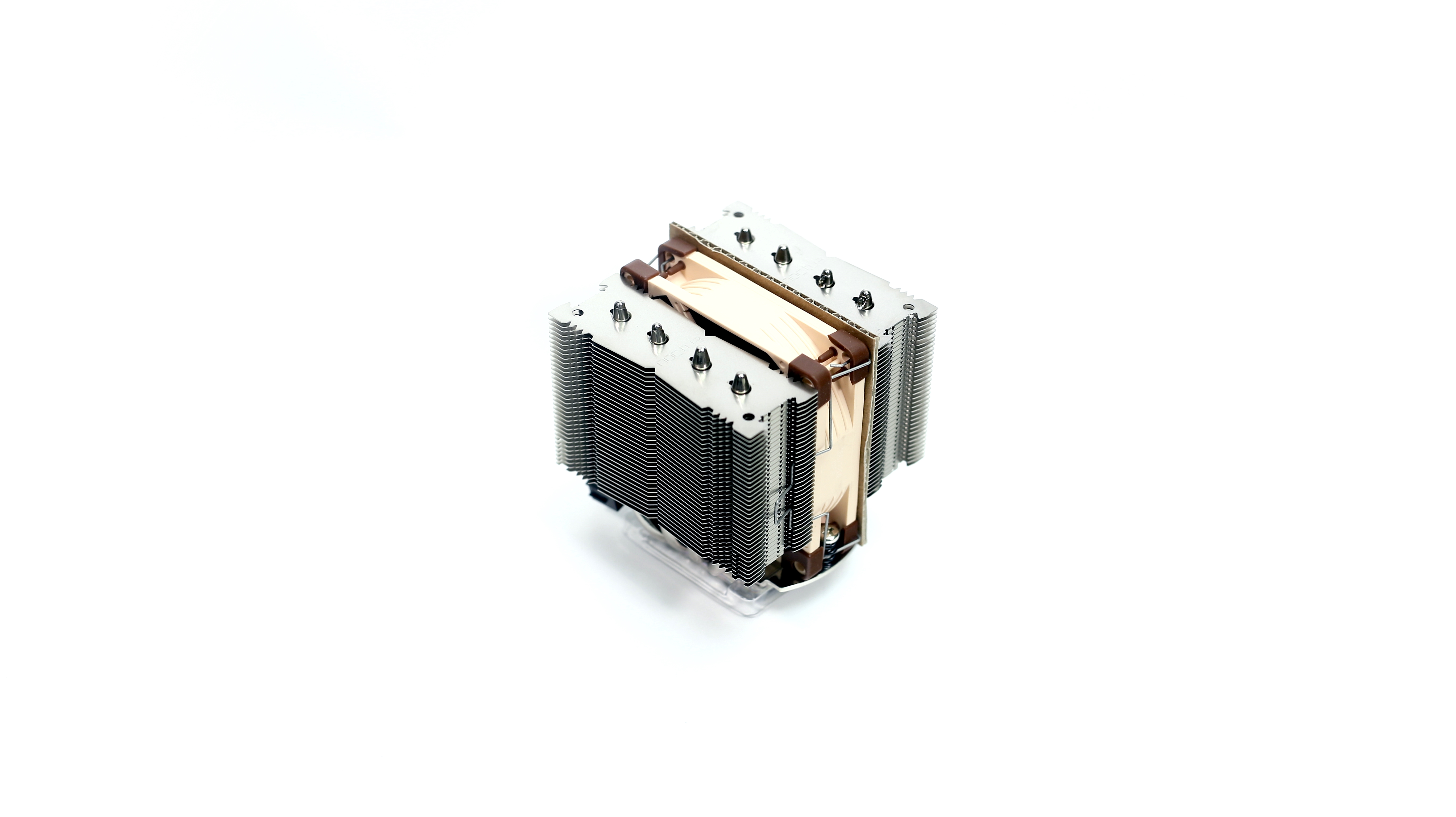 مراجعة مُبرد المعالج المركزى Noctua NH-D9L