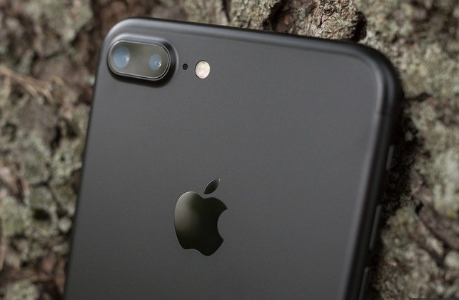 شركه Apple ترغب في بيع ما يقارب من الـ 230 مليون من هاتف iPhone 8