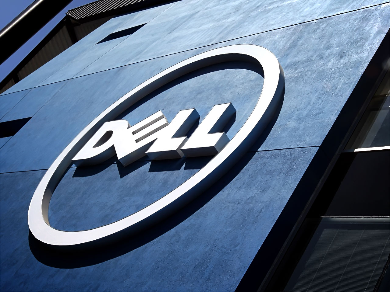 شركة Dell تقدم حاسب Dell Inspiron 27 7000، أول حاسوب AiO بمعمارية Ryzen