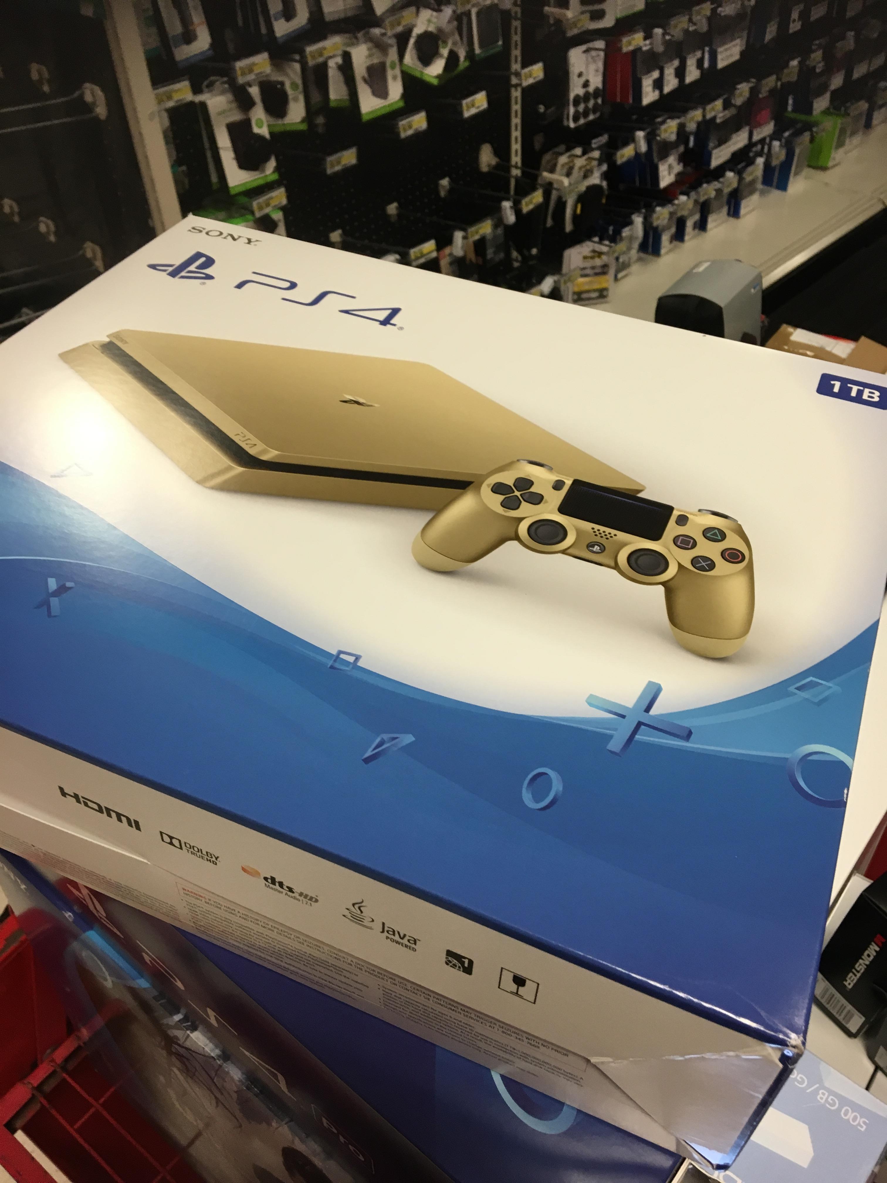 سوني تستعد لإصدار PS4 باللون الذهبي في الأسواق