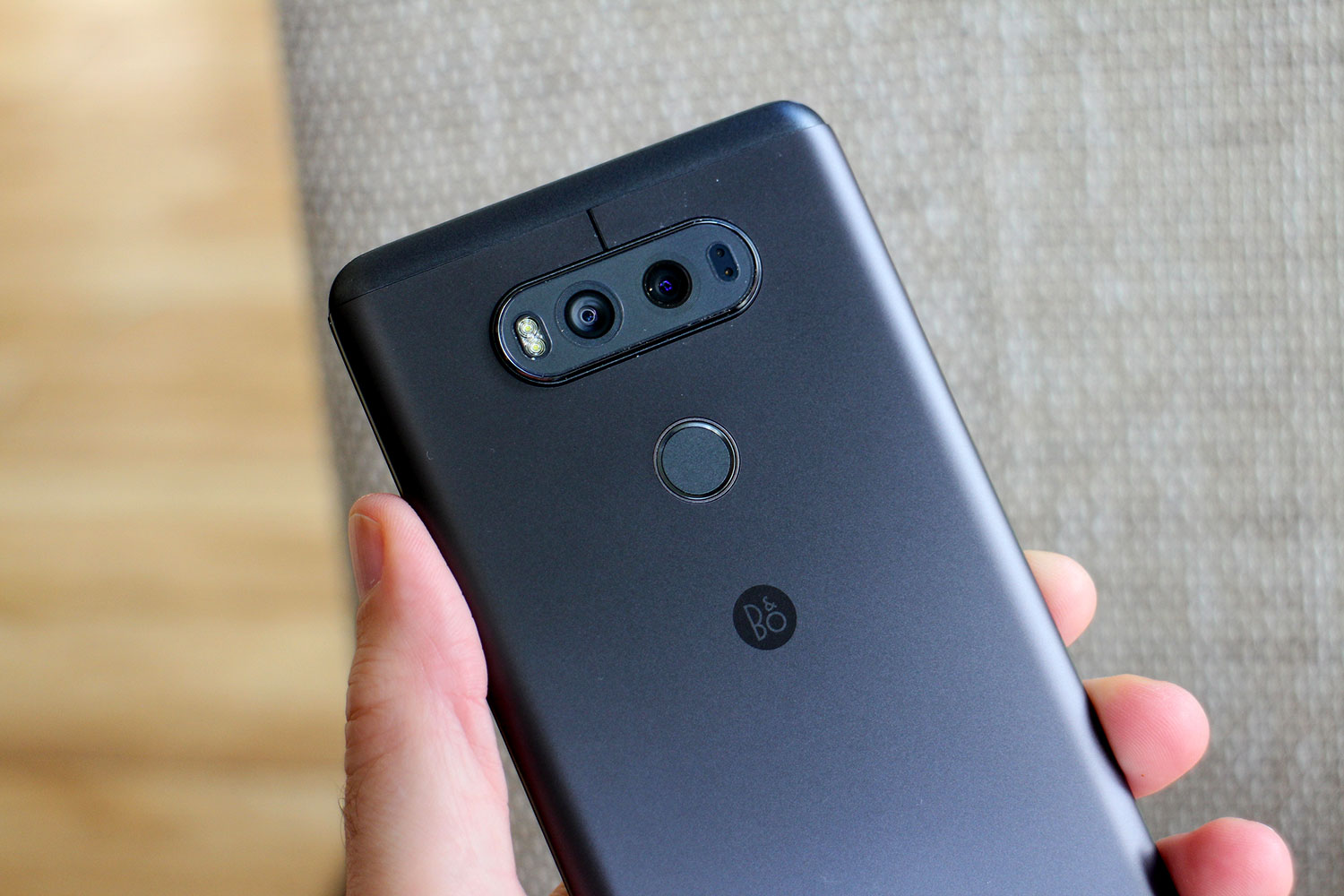 هاتف LG V30 المنتظر يظهر مرة أخري علي منصة GeekBench