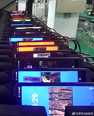 هاتفي شركة Sharp يظهران مرة أخري ويحملان المزيد من الأخبار الغير سعيدة