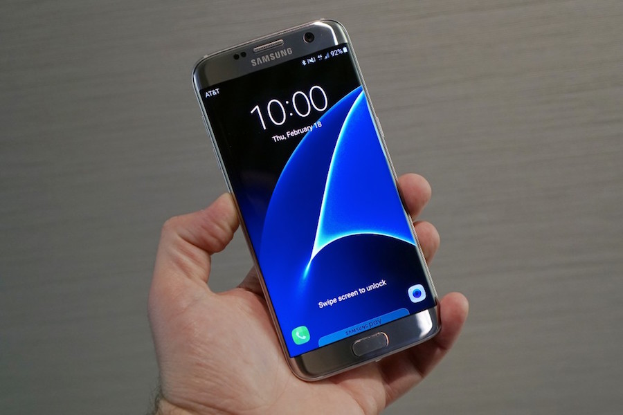 سامسونج تعمل علي نسخة مصغرة من هاتف S8 تحت إسم Galaxy S8 mini !!