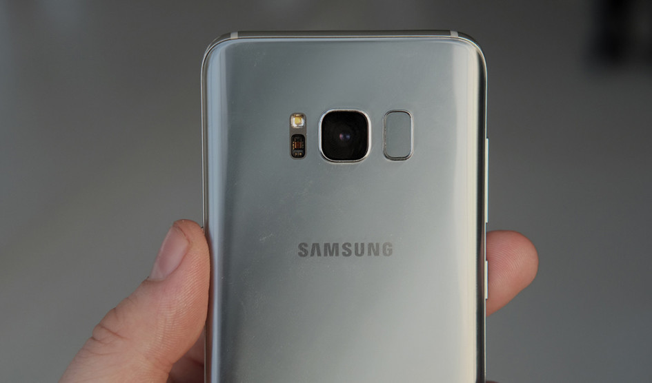 هاتف Galaxy S9 قد يعاني من المشكلة التي عاني منها هاتفي S8 و iPhone8