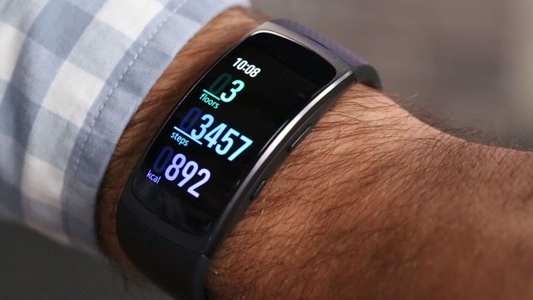 شركة Samsung تعمل على ساعات ذكية جديده SM-R365 و SM-R600